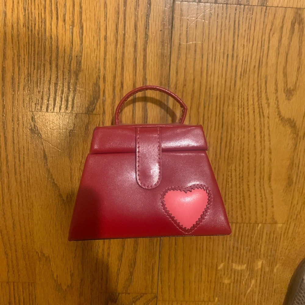 Travel jewelry box